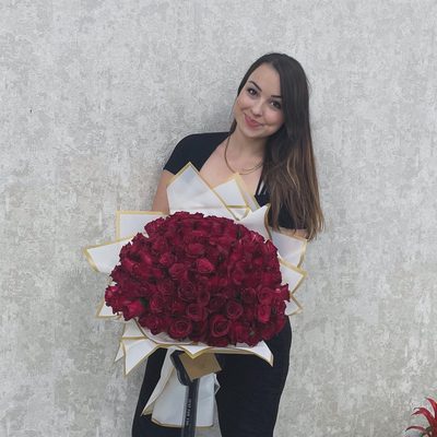 Sonsuz Aşk – 99 Canlı Kırmızı Gül Buketi — 2. görsel